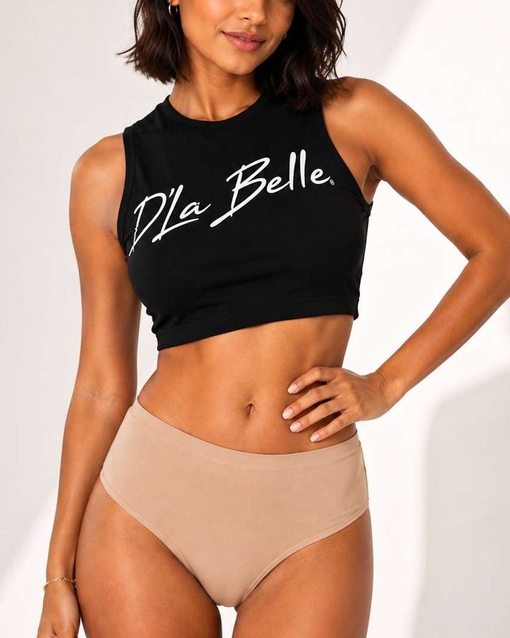 Modelo de calcinha 18 disponível na Capital da Lingerie