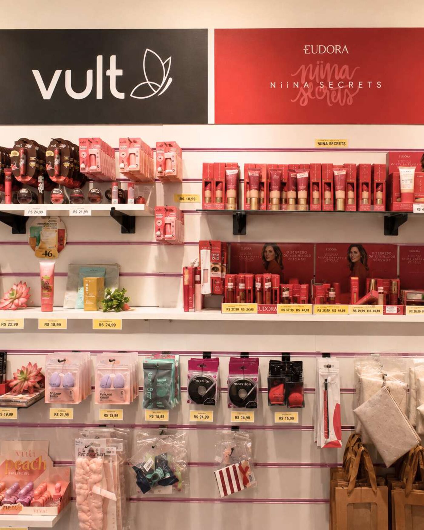 Seção de maquiagem e cosméticos